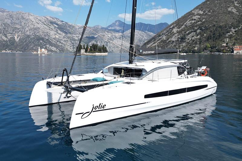 The 2022 Outremer 55 shows what the category does well: a performance cruising cat built for fast, comfortable ocean passages. Image: The Yacht Sales Co.