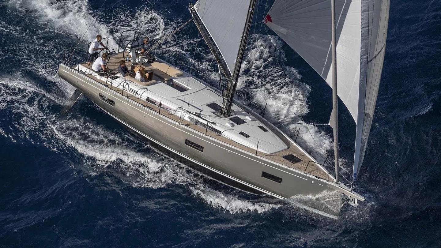 Beneteau First 44