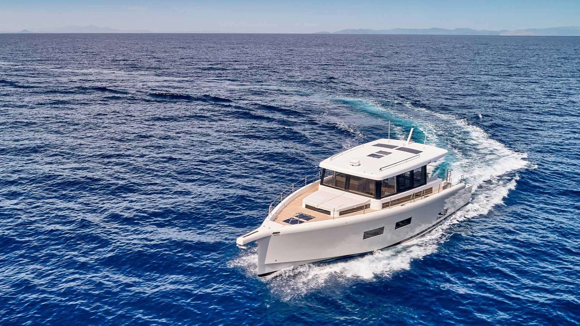 The Omikron 60 is a new type offshore capable motor yacht with luxury style.