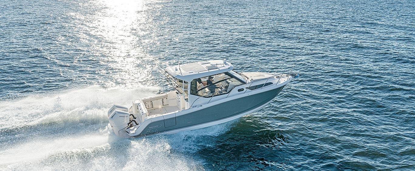Boston Whaler 325 Conquest