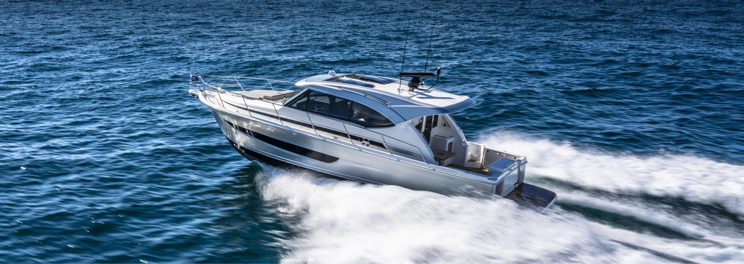 New Riviera 395 SUV for sale