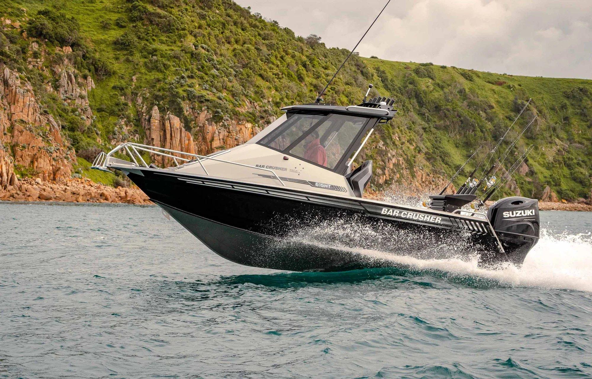 Bar Crusher Boats 615HT
