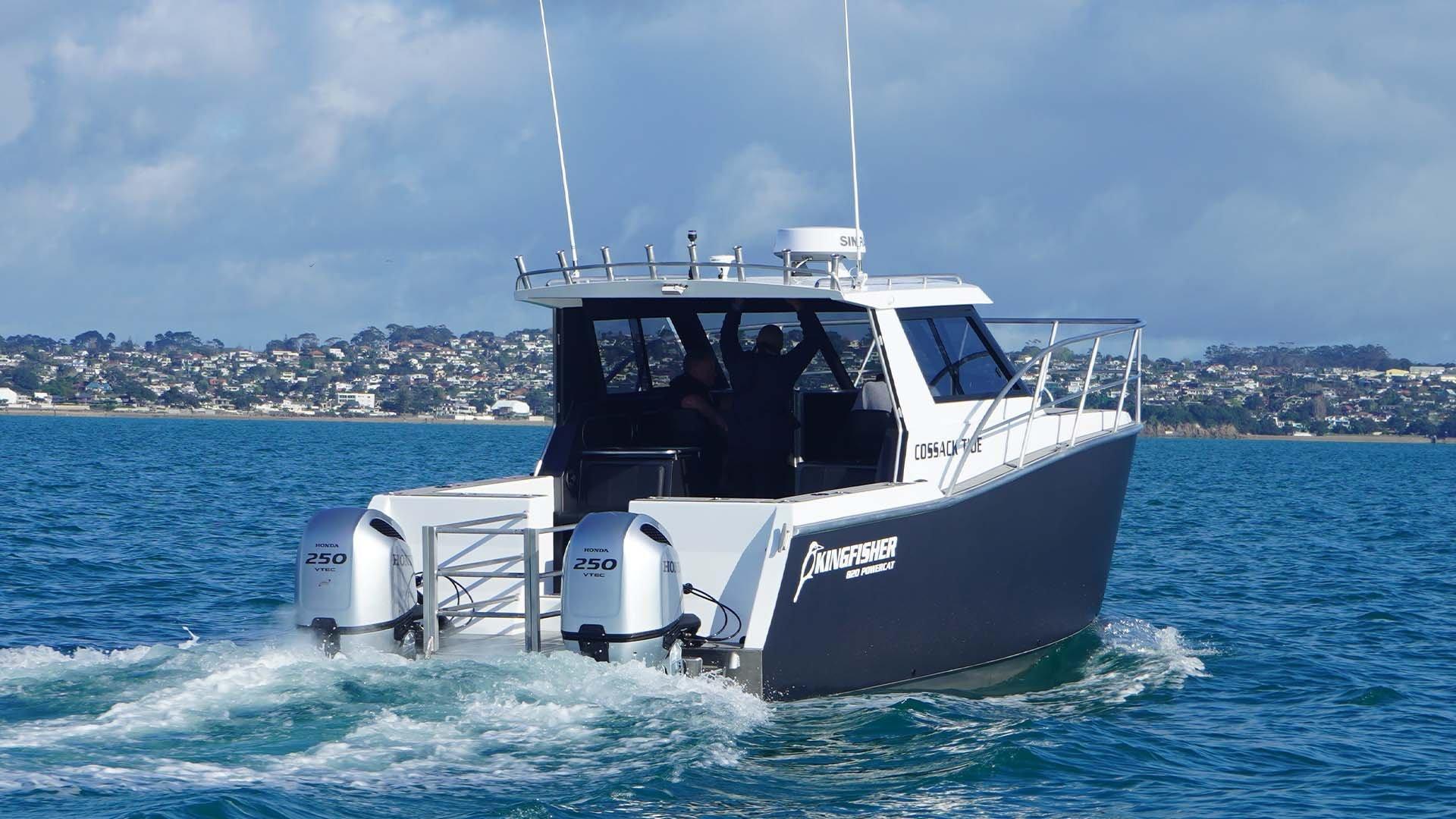 Kingfisher Boats 820 Powercat