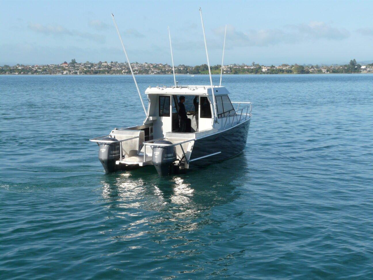 Kingfisher Boats 900 Powercat
