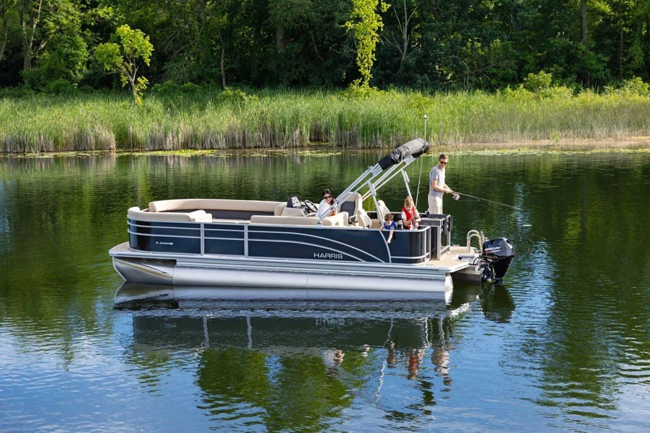 Cruiser 230