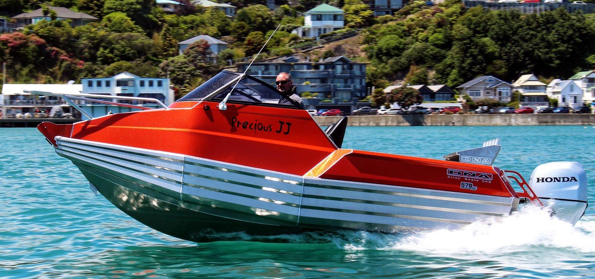 DNA Boats DNA 570XC