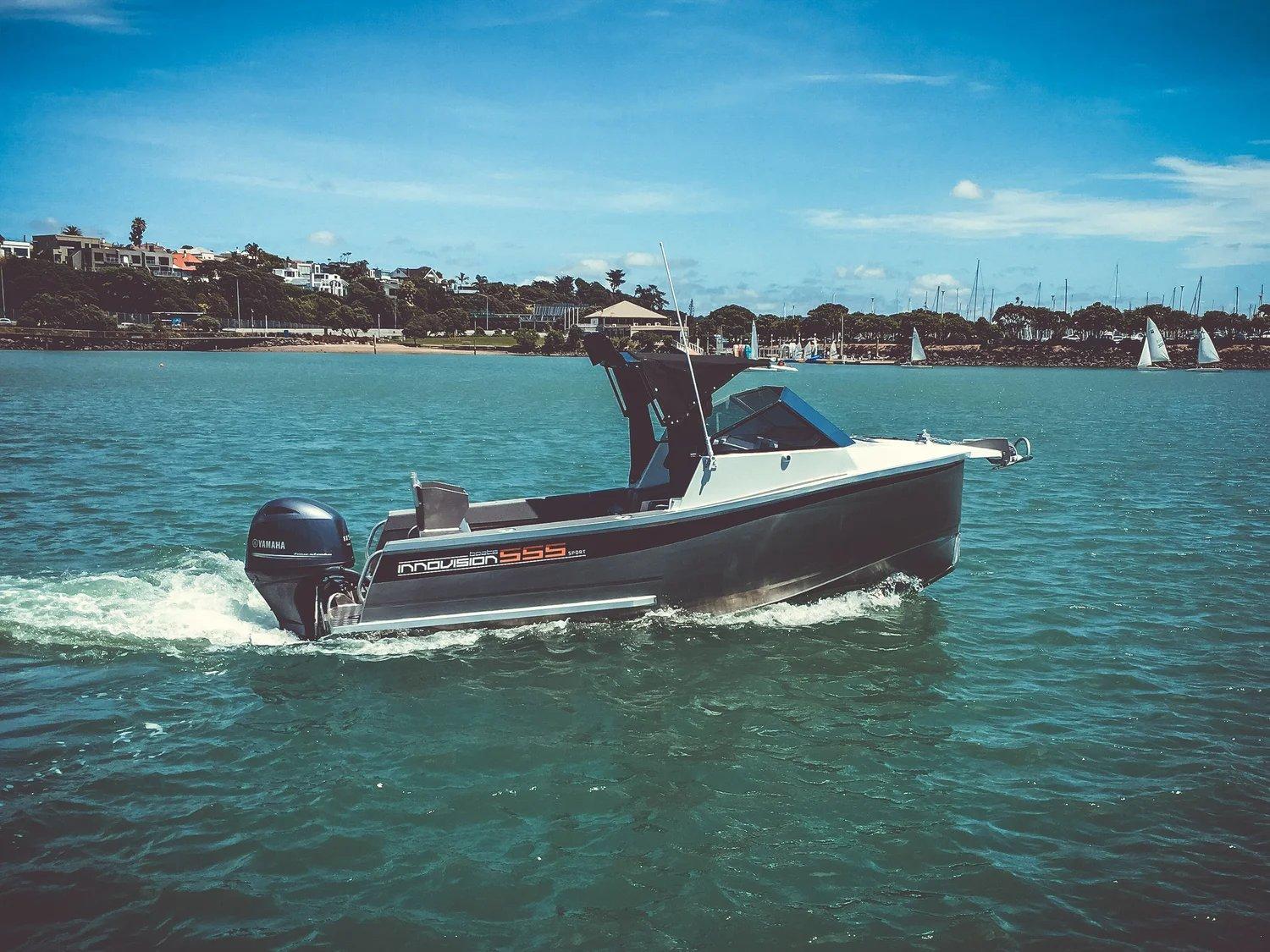 Innovision Boats IV555 Sport