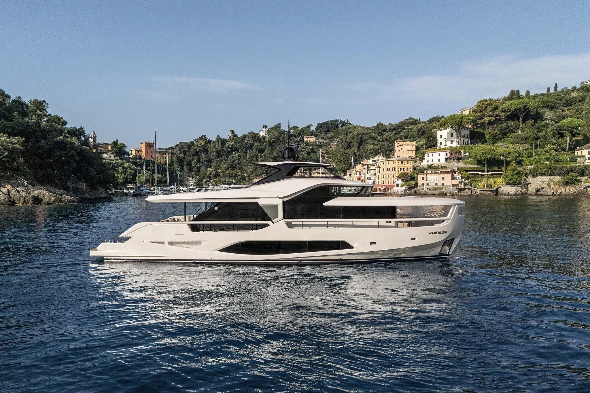 Ferretti Yachts Infynito 80