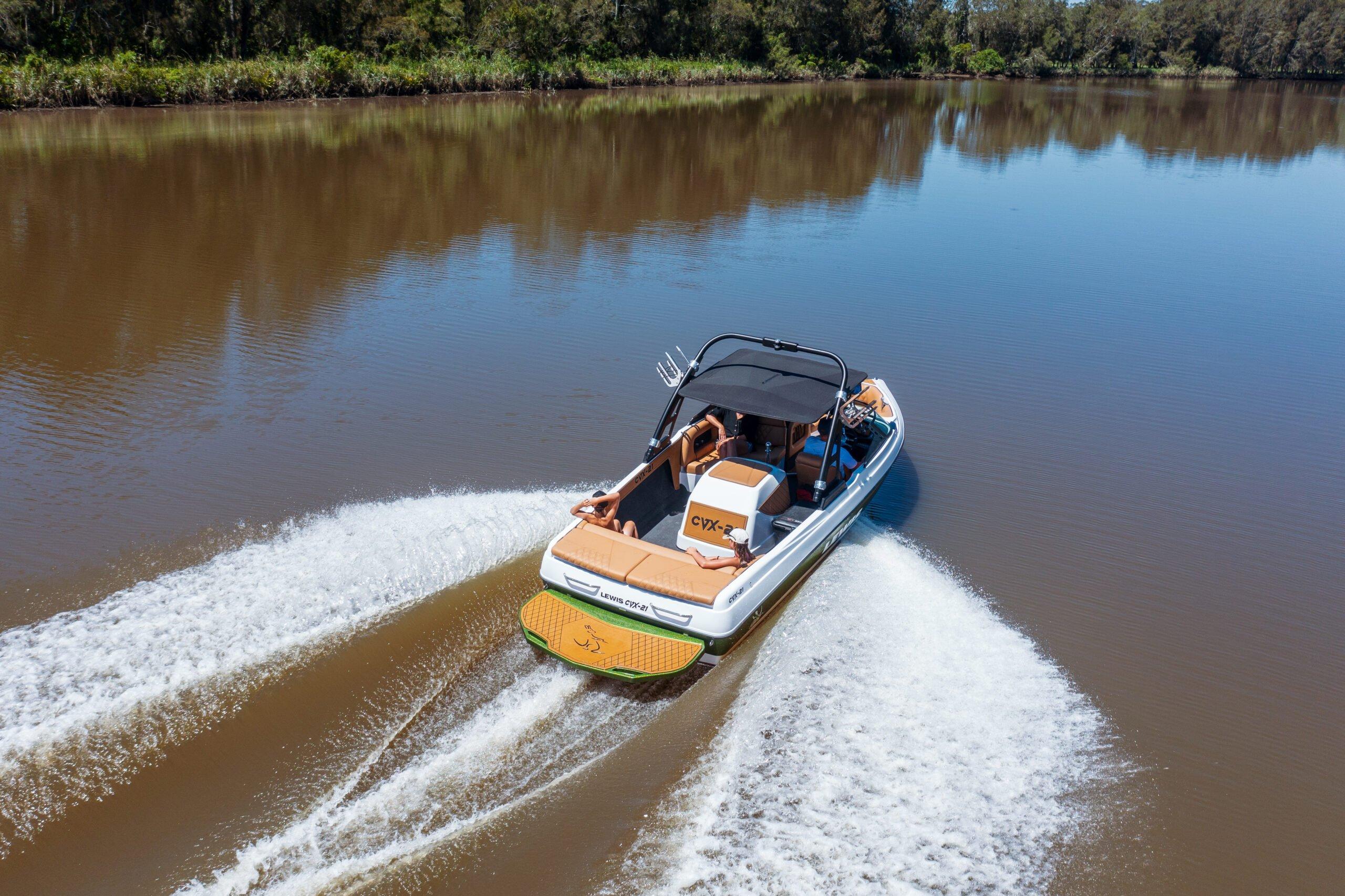 Lewis Boats Lewis CVX-21