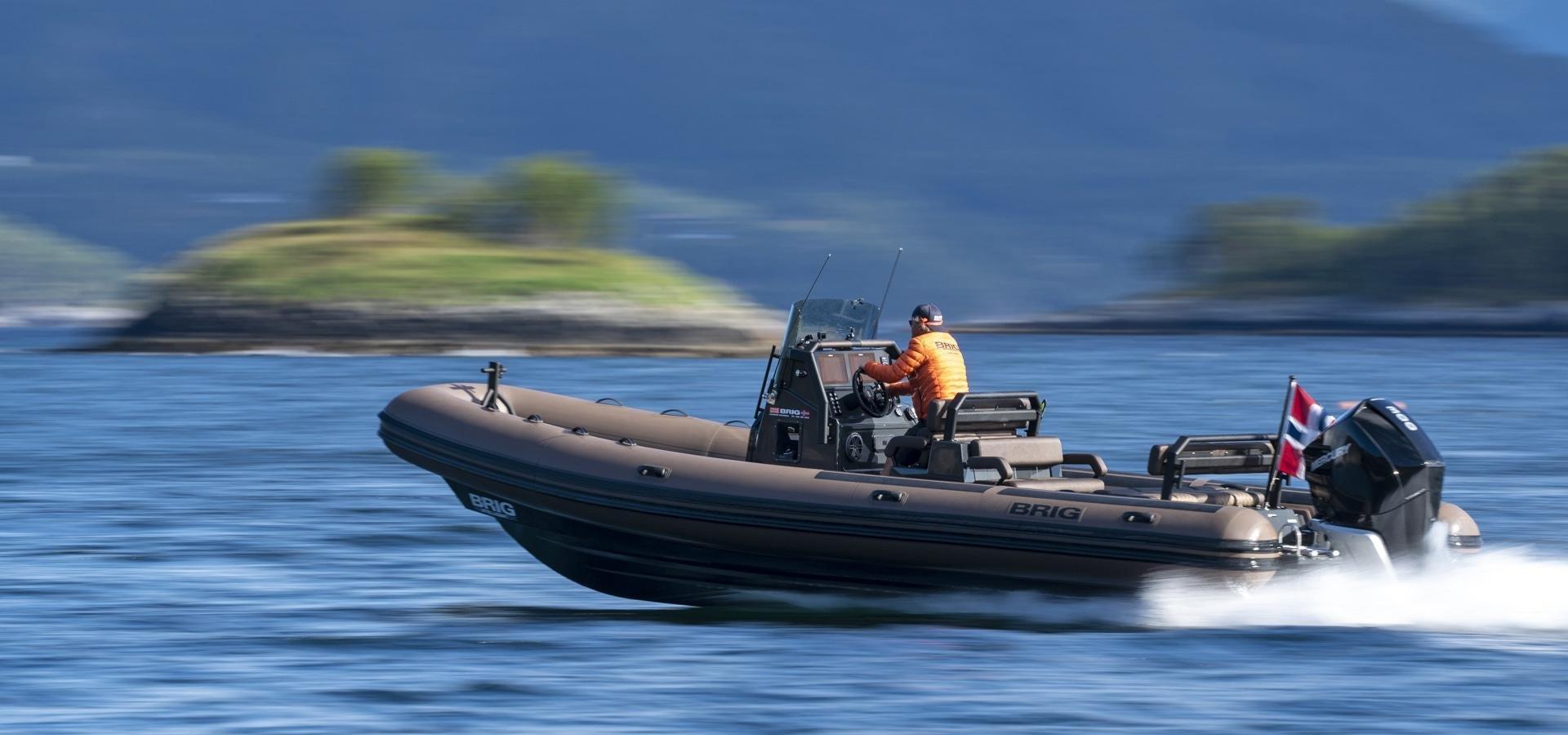 Navigator 26