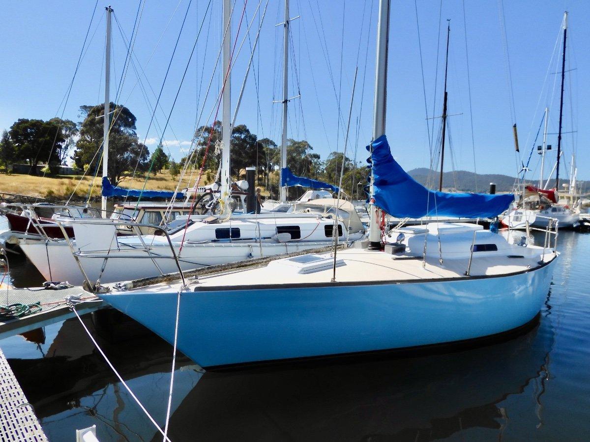 Sparkman & Stephens Defiance 30