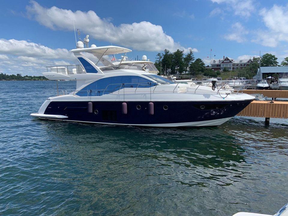 Azimut Yachts Mai Navigare