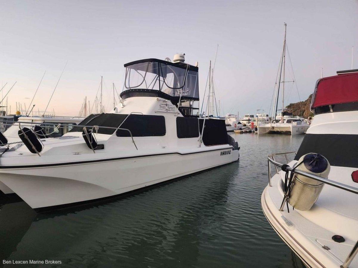 Cougar Catamaran Cougar Cat 32 Flybridge