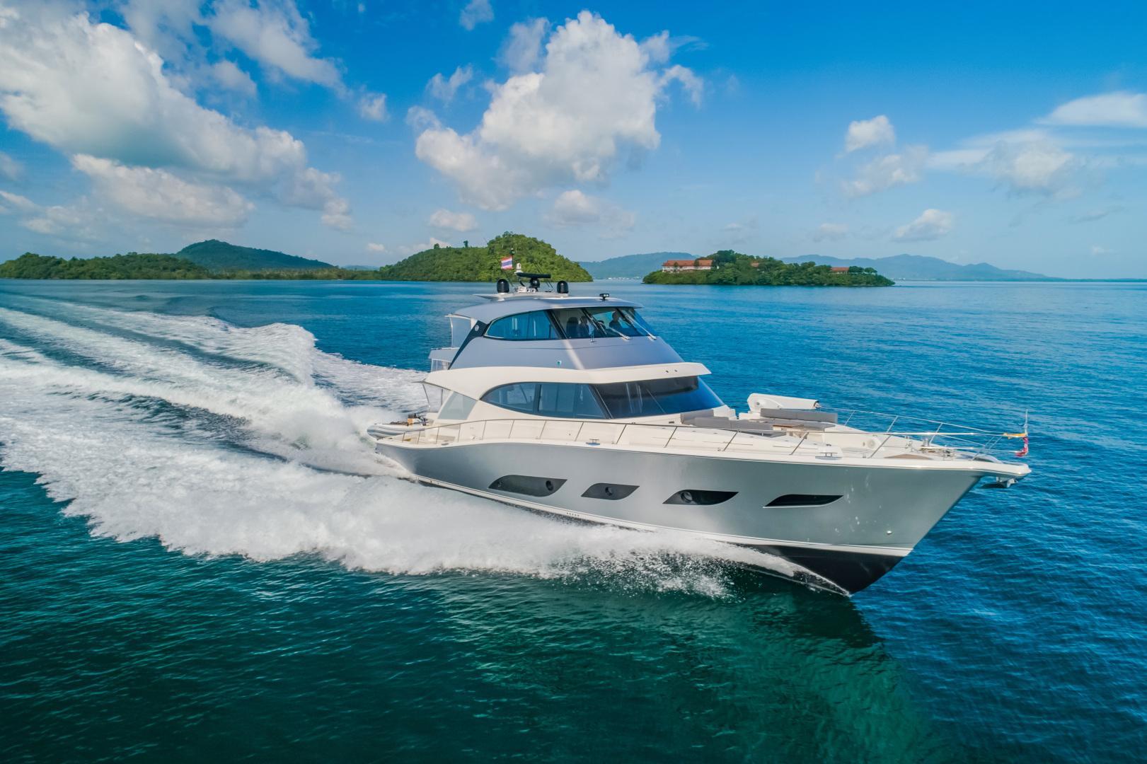 Riviera 68 Sport Motor Yacht for sale