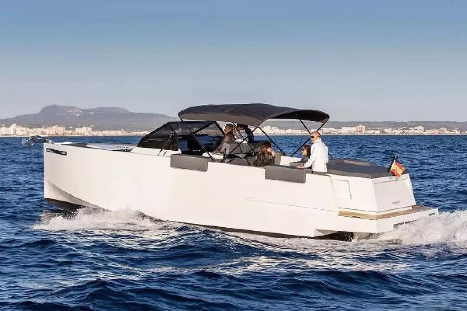 de antonio yachts d34 open