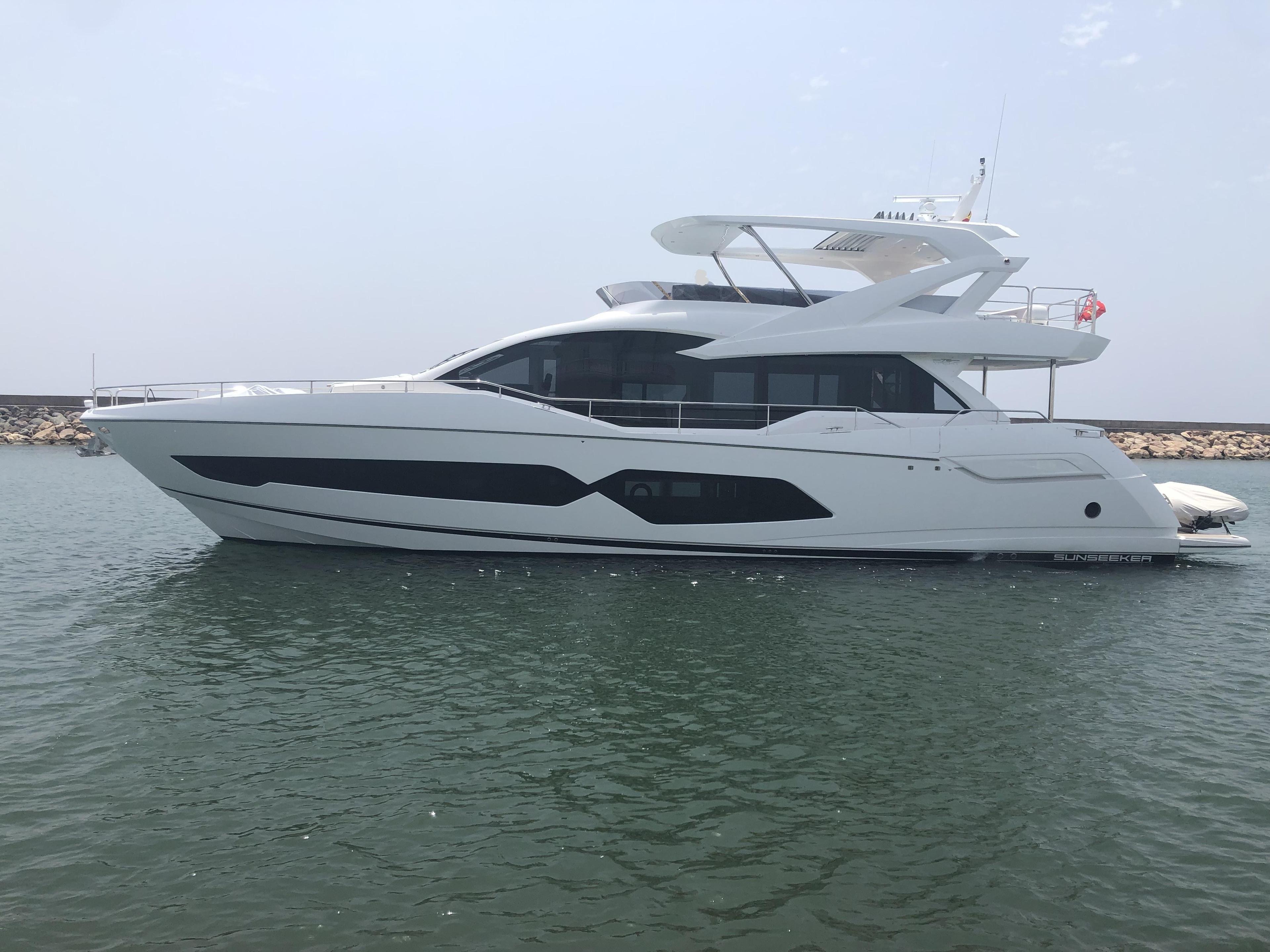 Sunseeker 76 Yacht