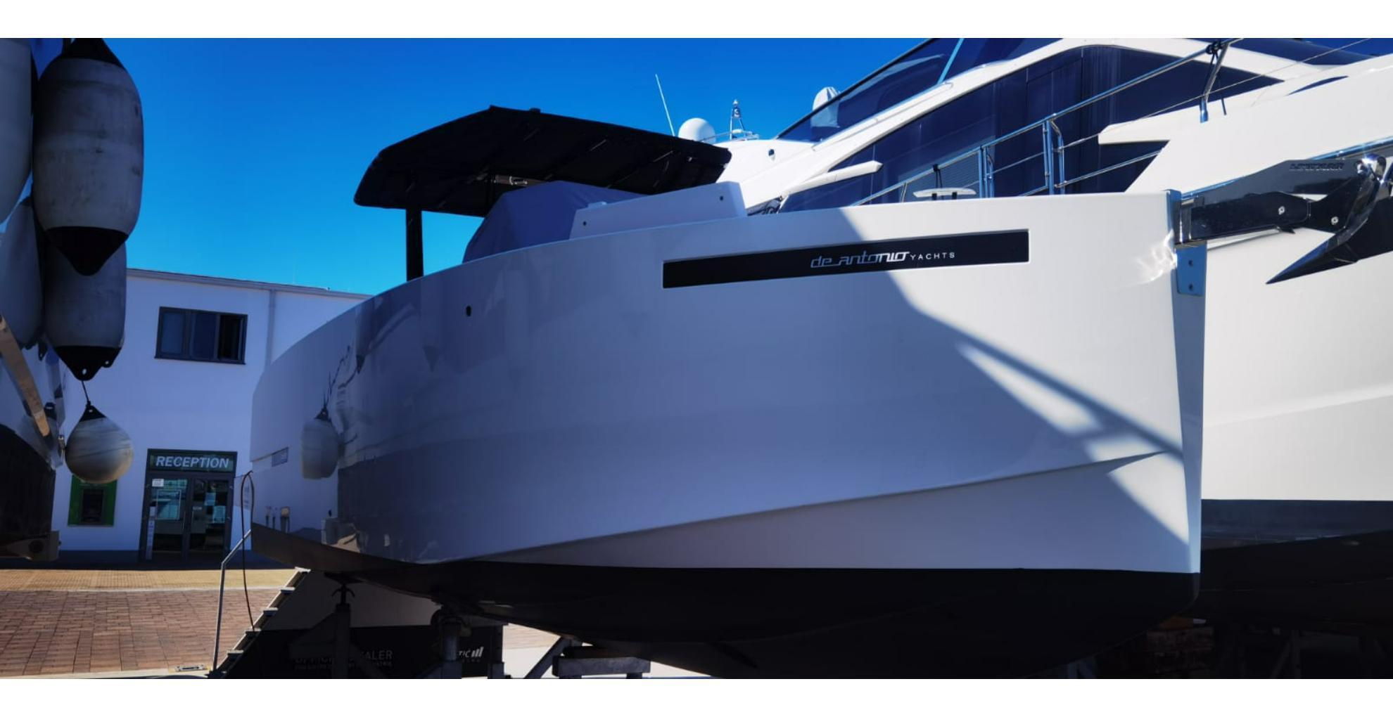 de antonio yachts d28 open