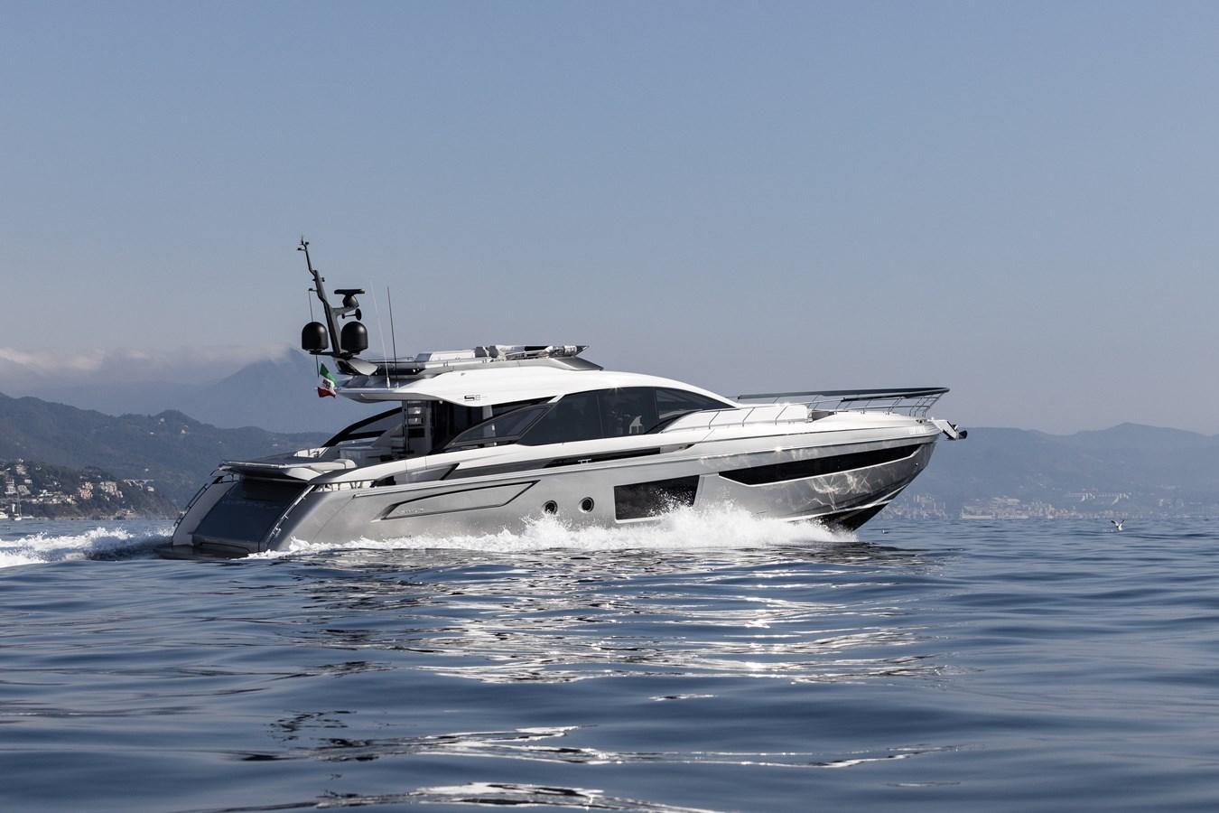 Azimut S8