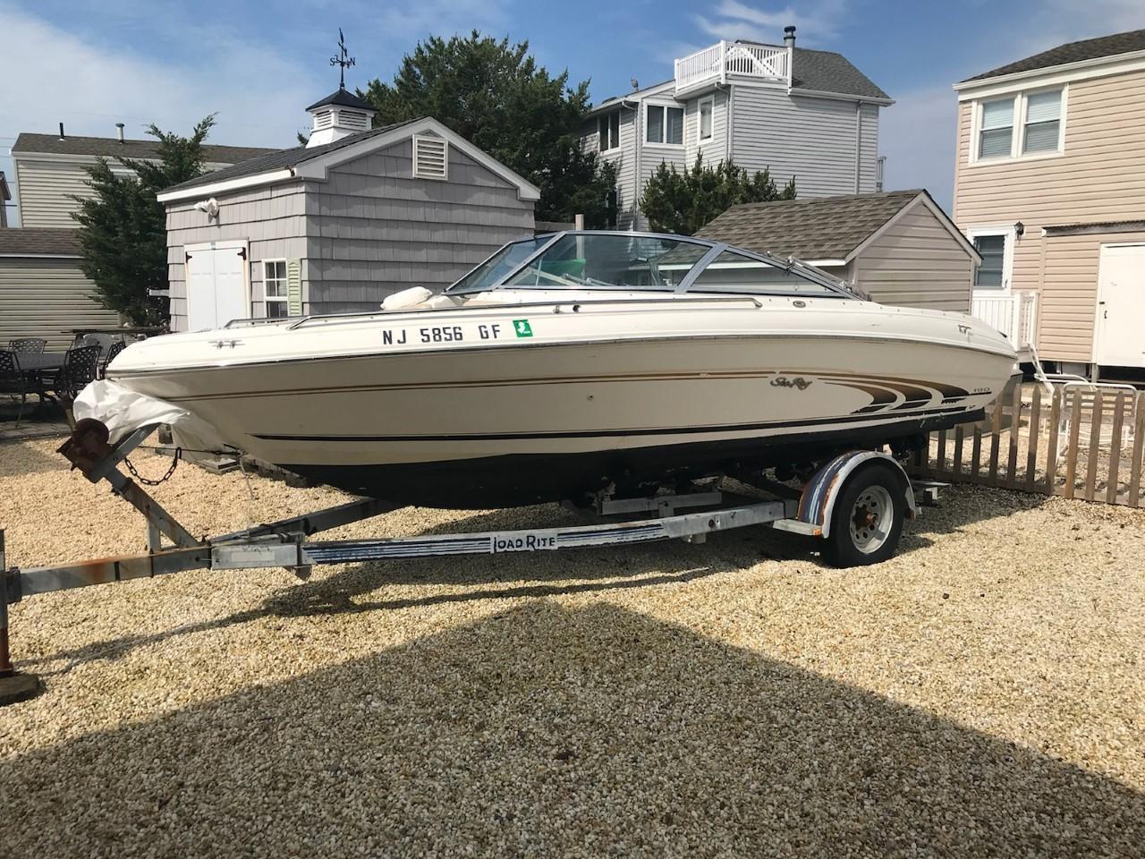 sea ray 190 bow rider
