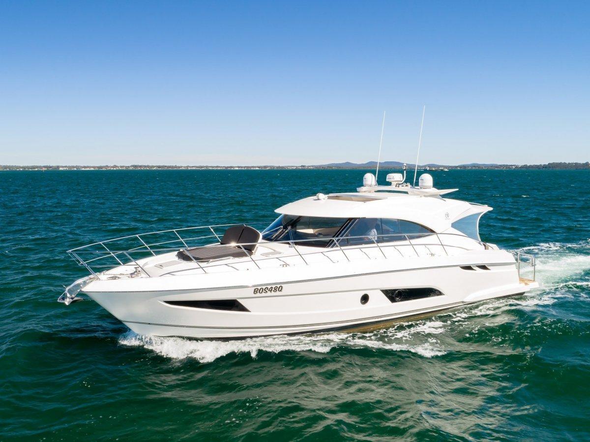2019 Riviera 4800 Sport Yacht for sale in Runaway Bay QLD