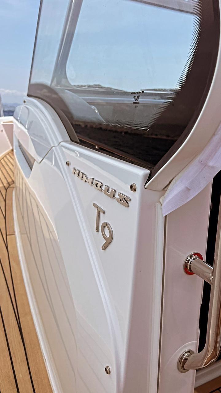 Nimbus T9 T Top Twin Engine