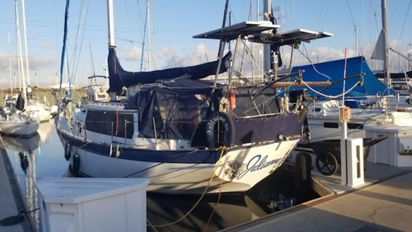 DOWNEAST YACHTS Cutter
