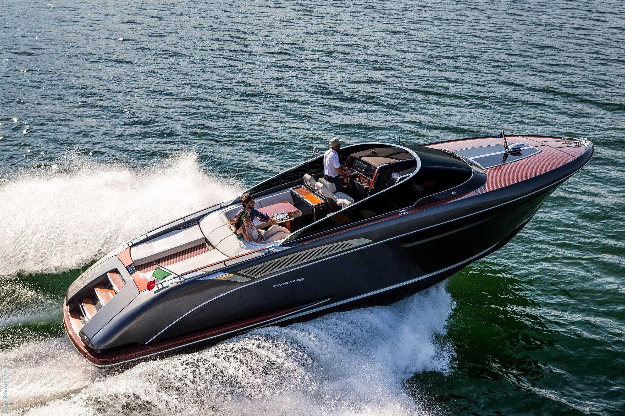 Riva 38' Rivamare