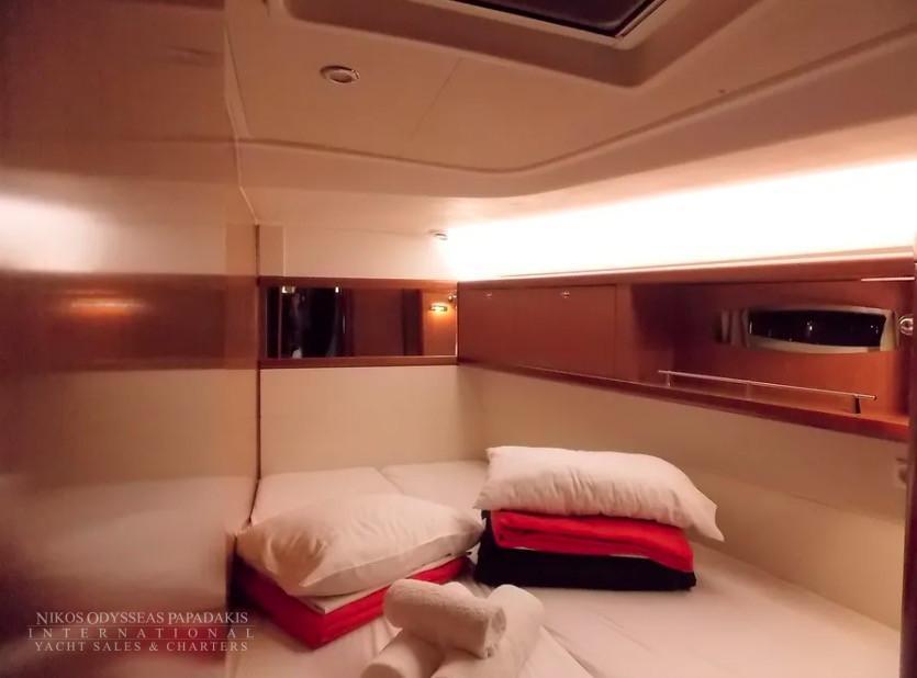 Thumbnail 16 - Beneteau Oceanis 54