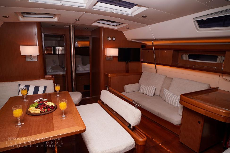 Thumbnail 11 - Beneteau Oceanis 54
