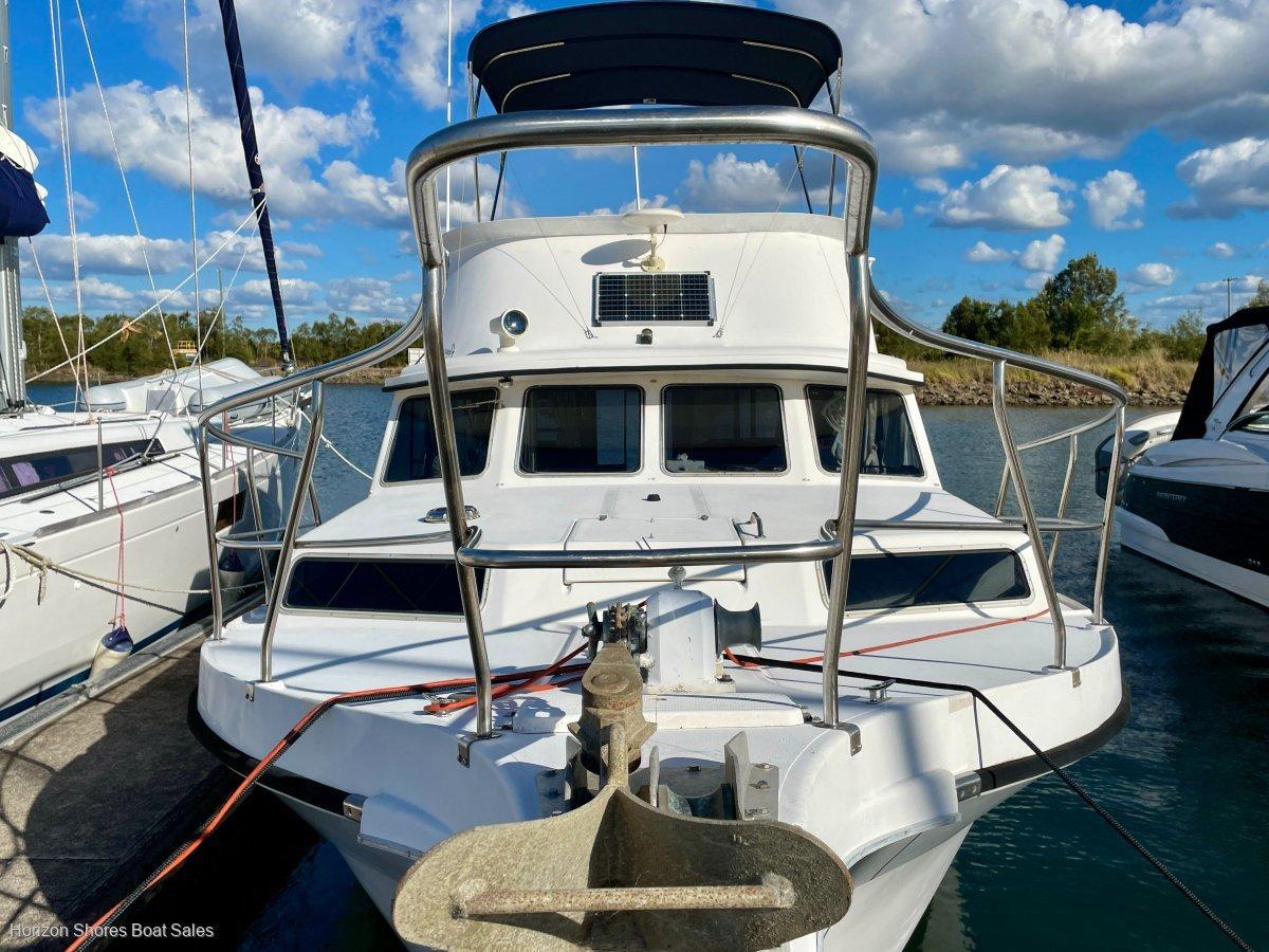 Thumbnail 7 - Cuddles 35 Resort Flybridge