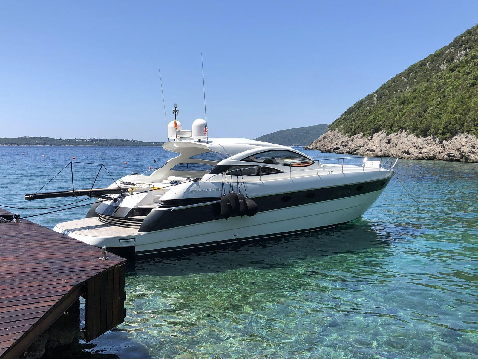 Pershing 50