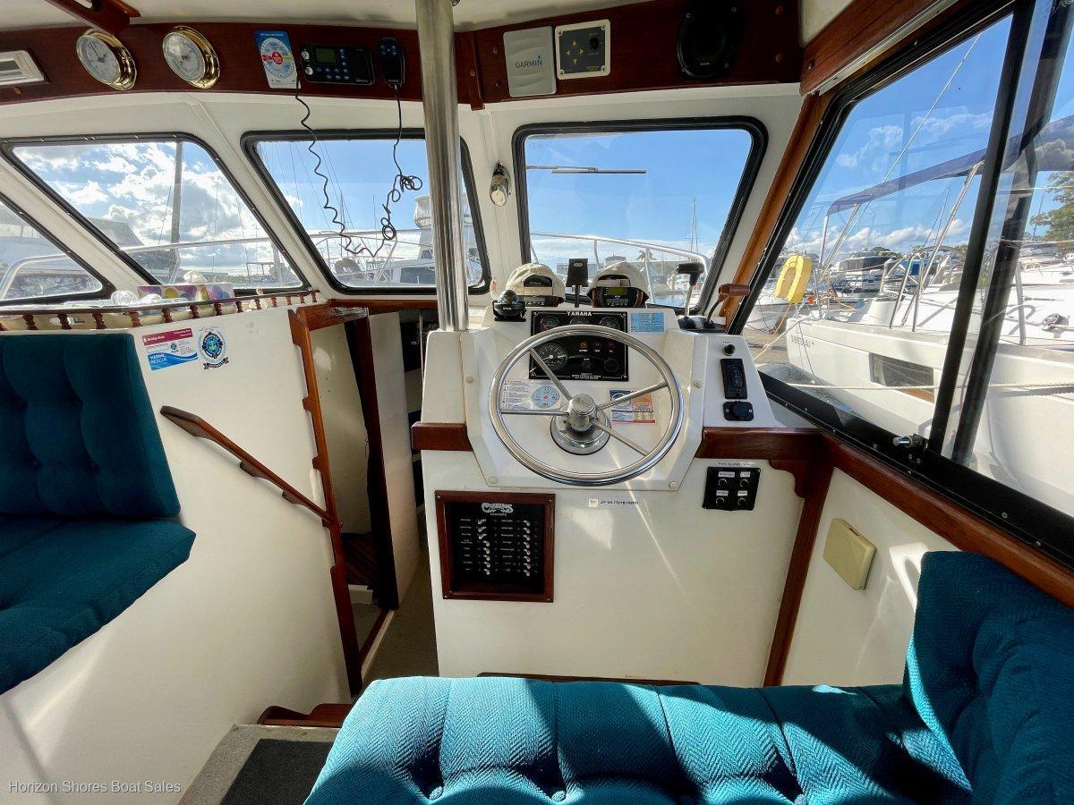 Thumbnail 22 - Cuddles 35 Resort Flybridge