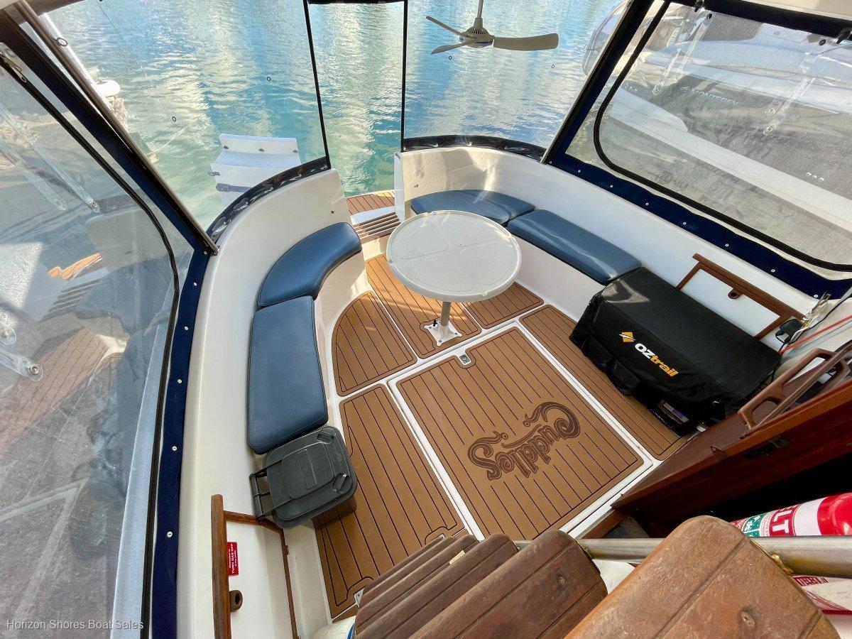 Thumbnail 14 - Cuddles 35 Resort Flybridge