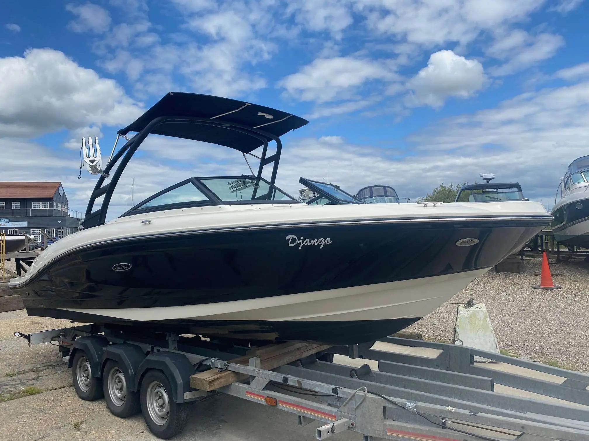 sea ray 210