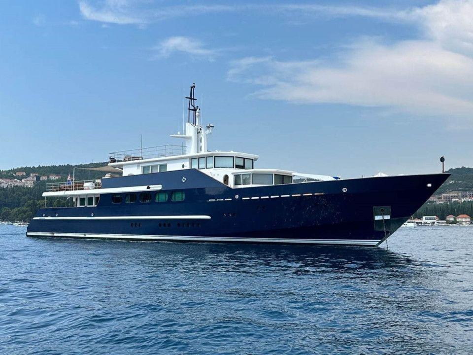 Feadship Koru