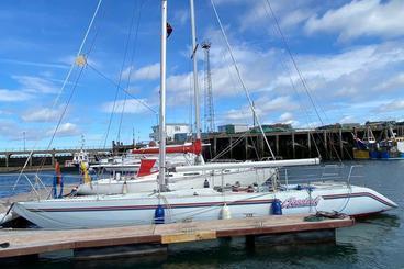 Helmsman Carrera 38