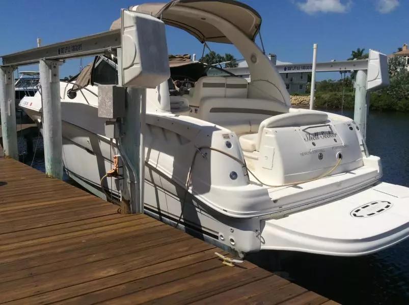 Sea Ray 320
