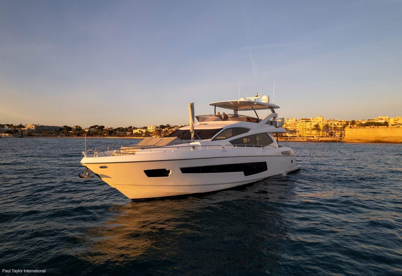 Sunseeker 75 Yacht