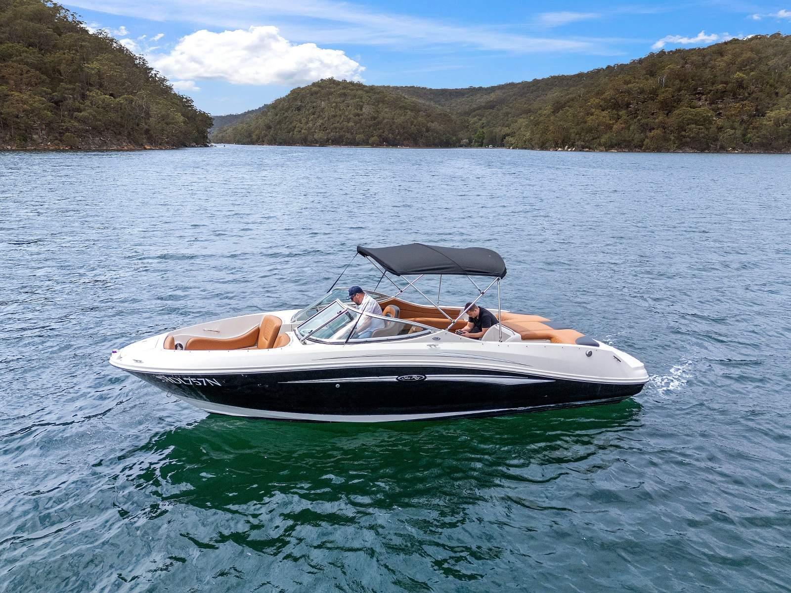 Sea Ray 230 Select