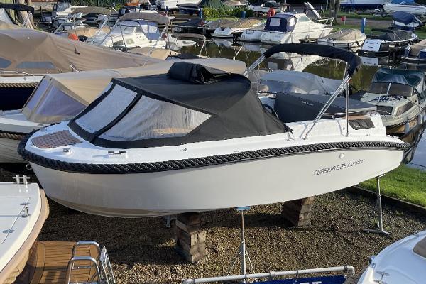 Corsiva 625 Tender