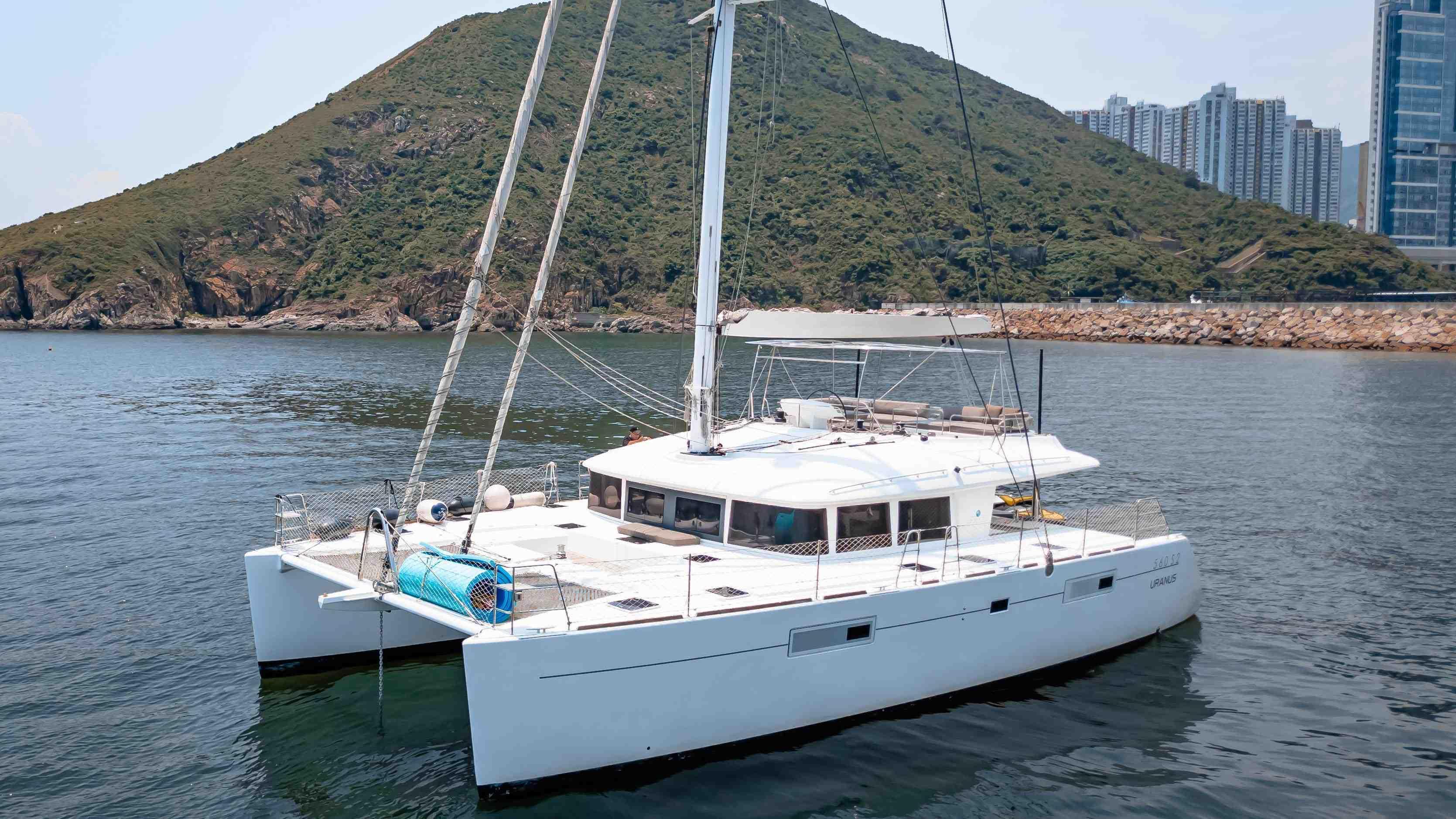 Lagoon 560 S2