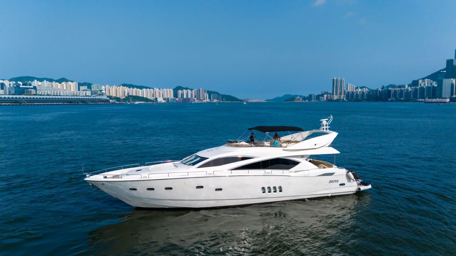 Sunseeker 82