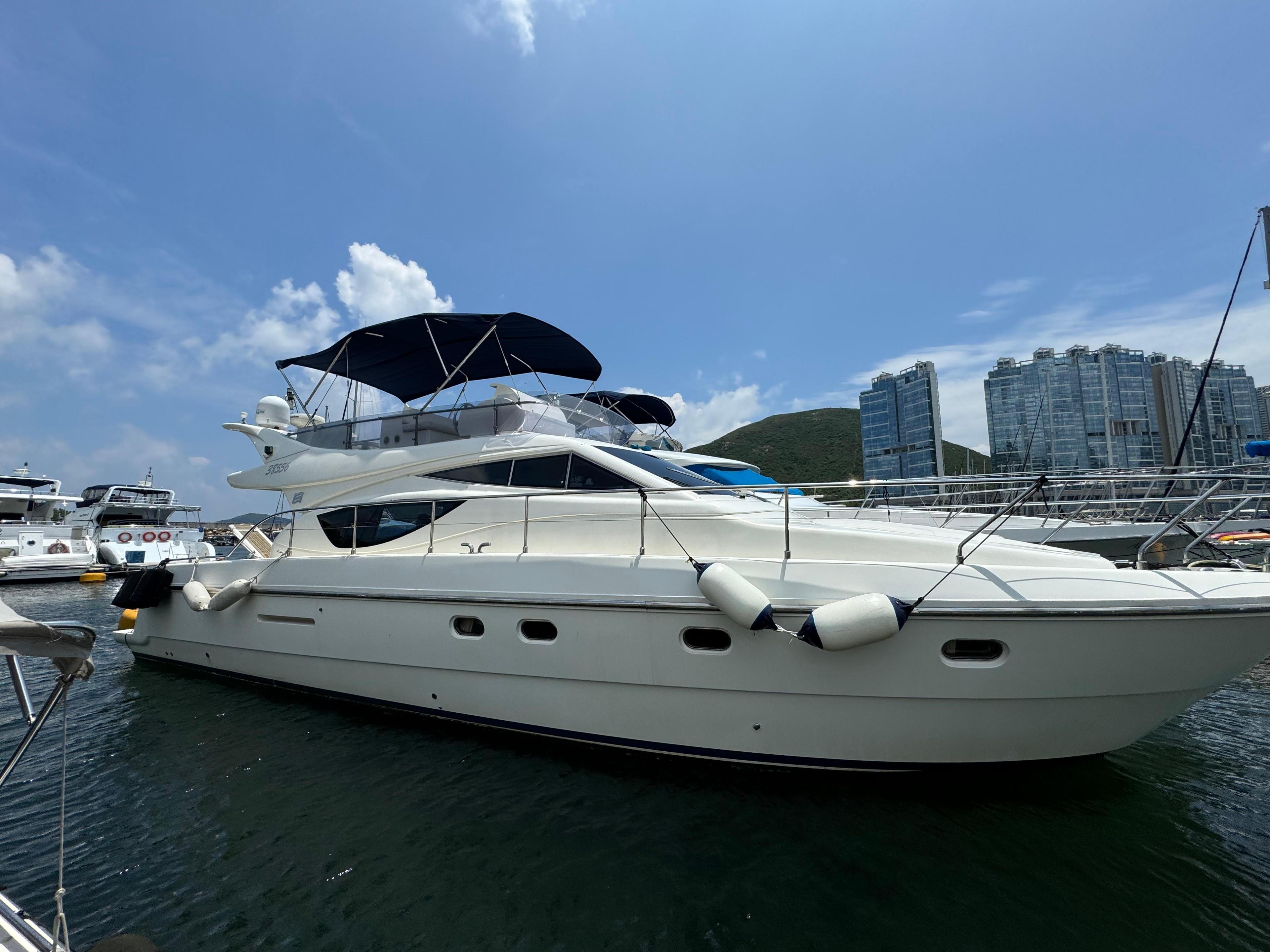 Ferretti 460