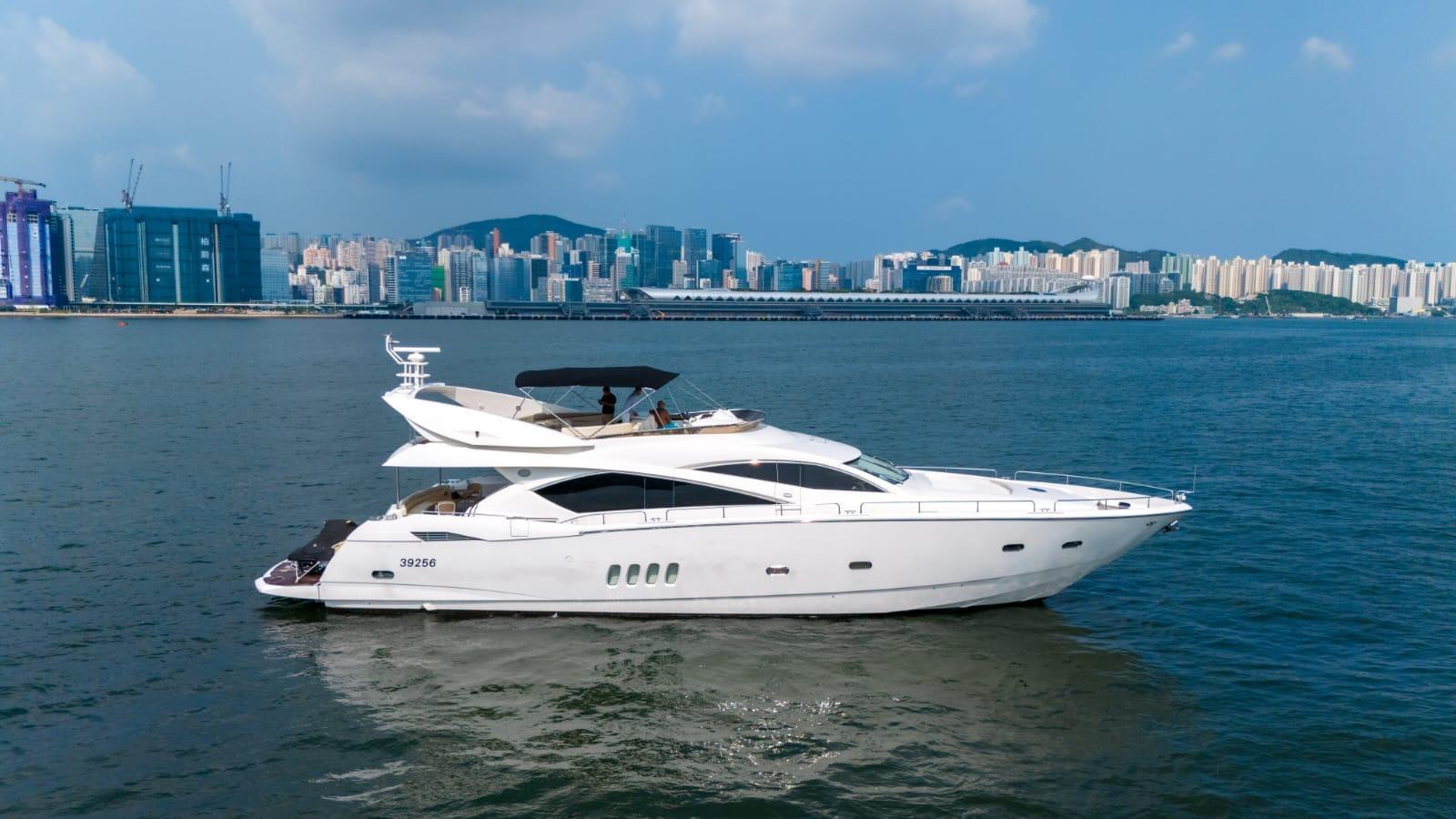 Sunseeker 82