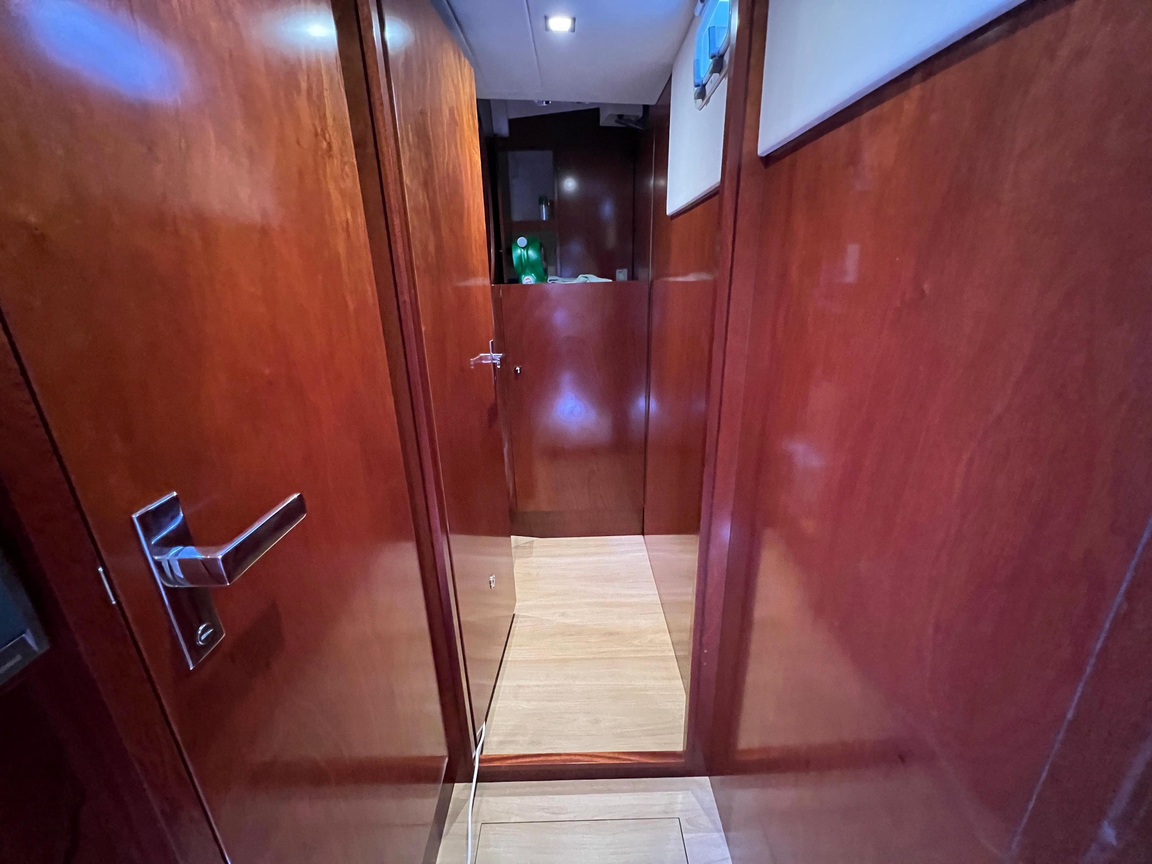 Photo 44