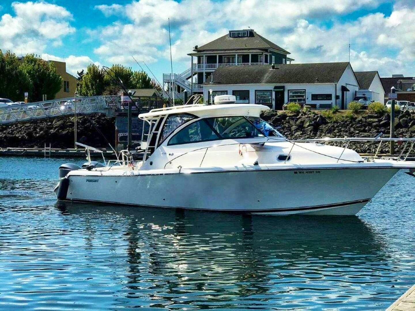Pursuit 345 Offshore