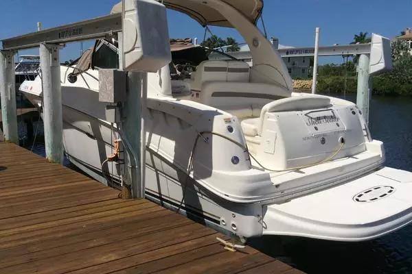 Sea Ray 320