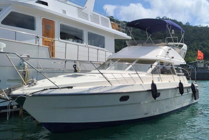Fairline 37