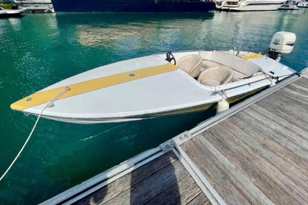 Donzi Marine Classic 18