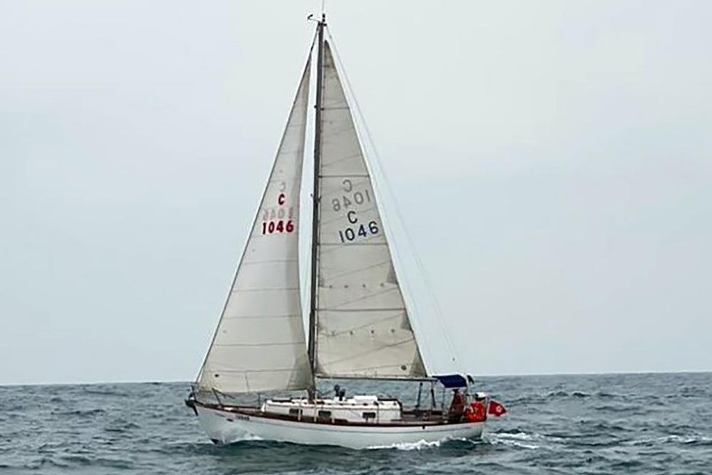 Cheoy Lee 32 Offshore